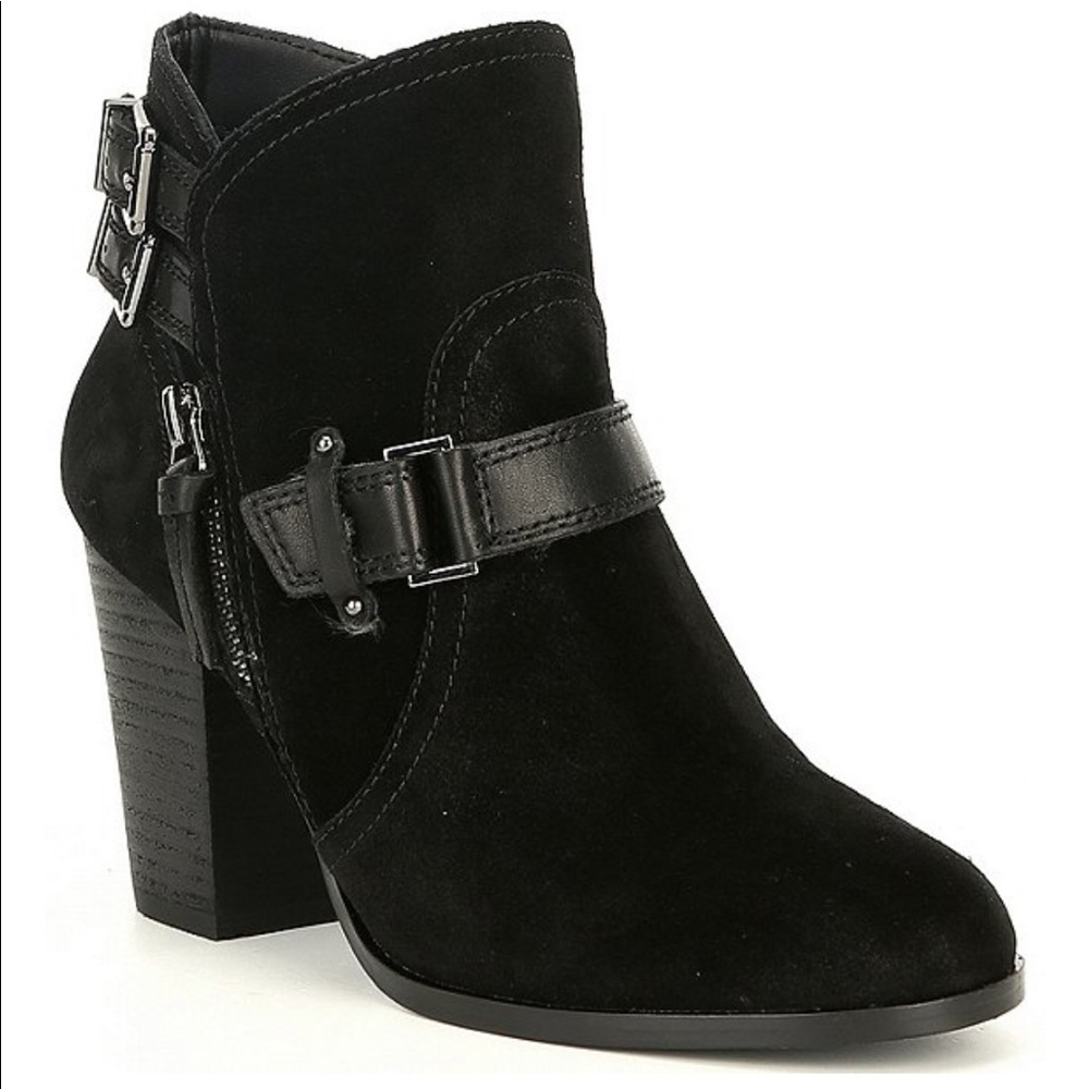 Gianni Bini new suede booties!